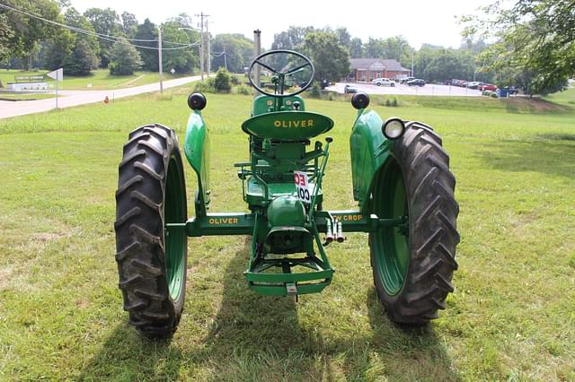 Image of Oliver Super 66 equipment image 3