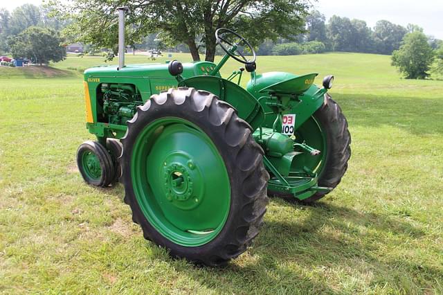 Image of Oliver Super 66 equipment image 4