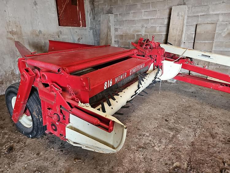 Main image International Harvester 816 10