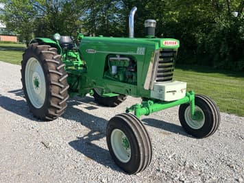 Main image Oliver 880