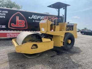 SOLD - Raygo 320A Lot No. 1095 Construction with --- Hrs | Tractor Zoom