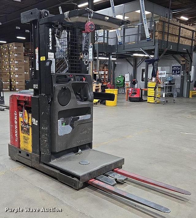 Image of Raymond 540OPC30TT equipment image 2