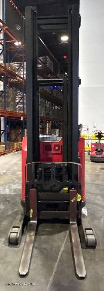 Image of Raymond 750 R45TT equipment image 1