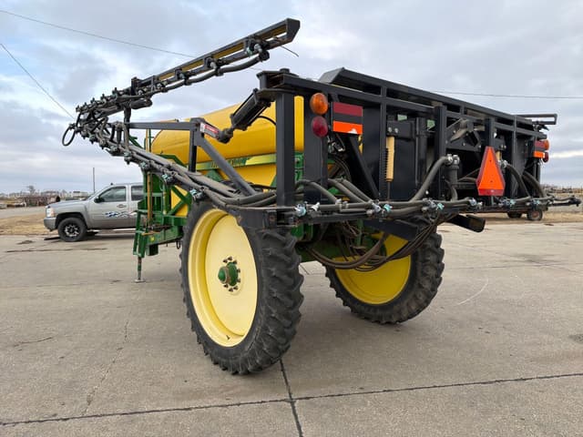 Image of Red Ball 570 equipment image 3