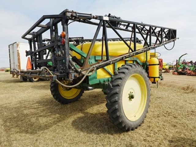 Image of Red Ball 680 equipment image 4