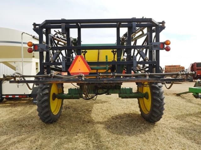 Image of Red Ball 680 equipment image 3