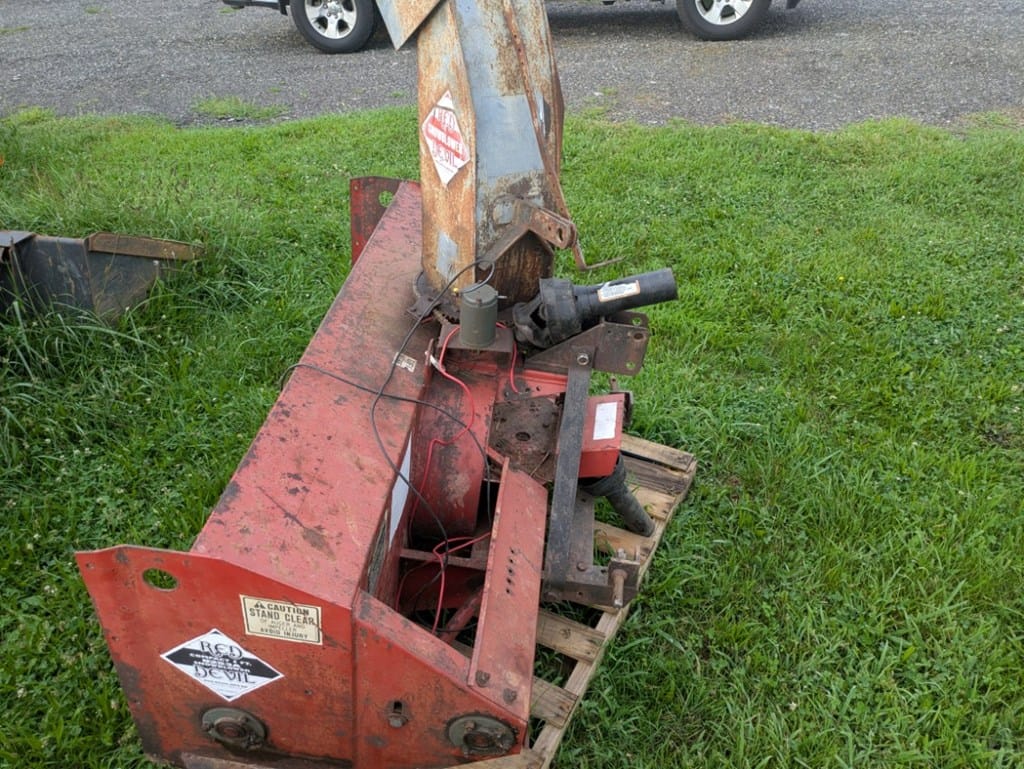 Red Devil Snow Blower Equipment Image0