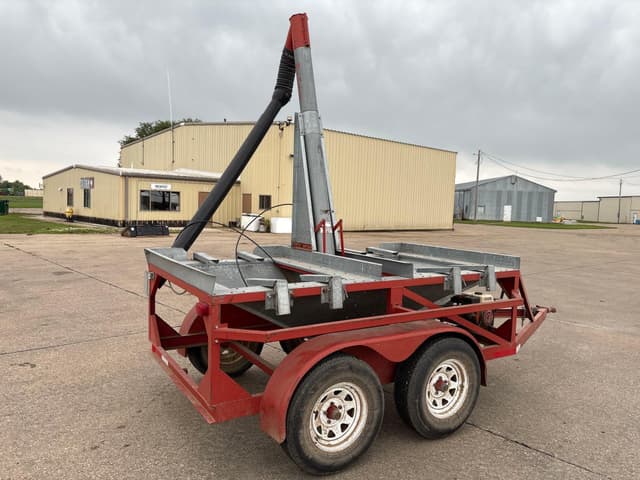 Image of Red Express 2 Tote equipment image 2