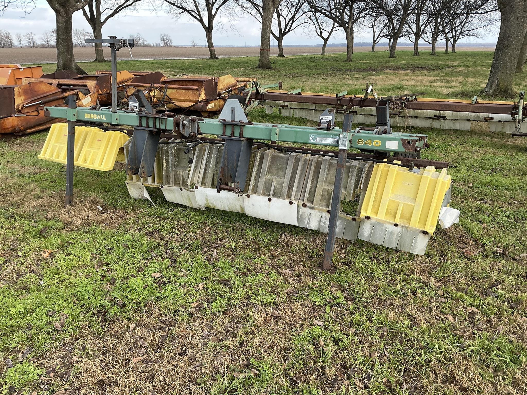 Redball 640 Equipment Image0