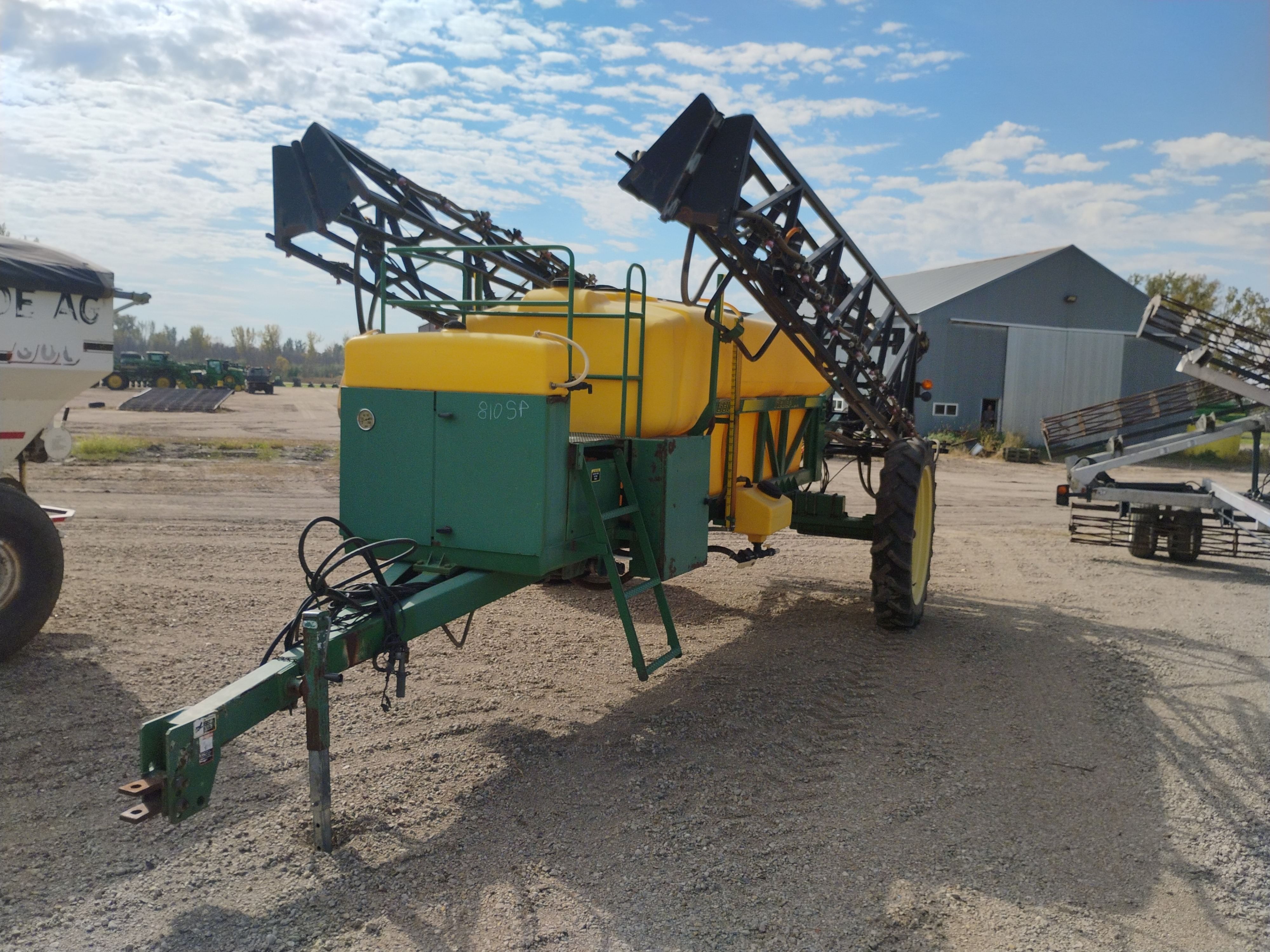 Redball 680 Equipment Image0