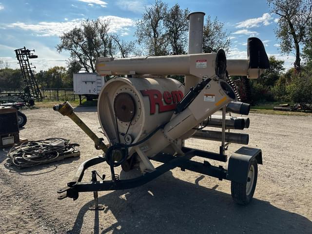 Image of REM 2100 equipment image 2