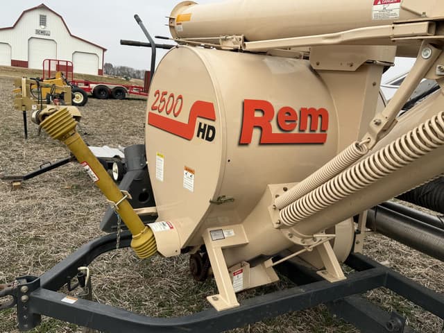 Image of REM 2500HD equipment image 2