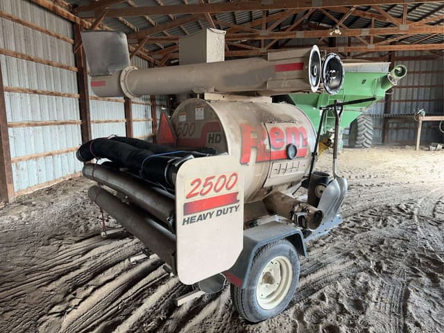 Image of REM 2500HD equipment image 2