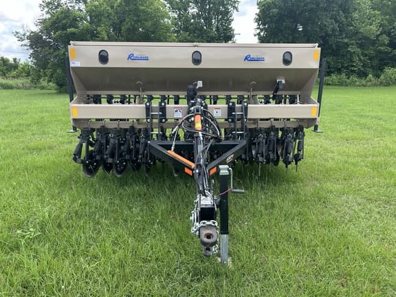 Image of Remlinger 2300 equipment image 1