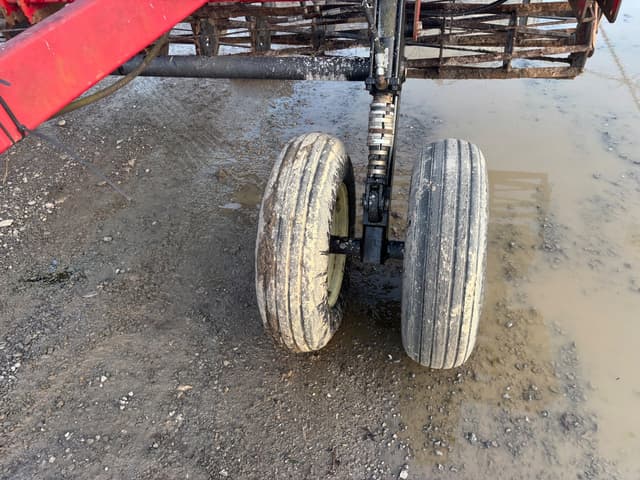 Image of Remlinger Harrow Cart equipment image 4