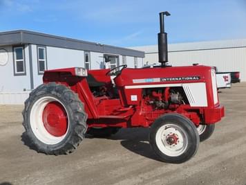 Main image International Harvester 574