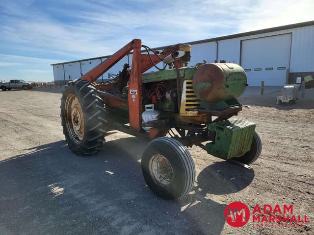 Image of Oliver 1600 equipment image 3