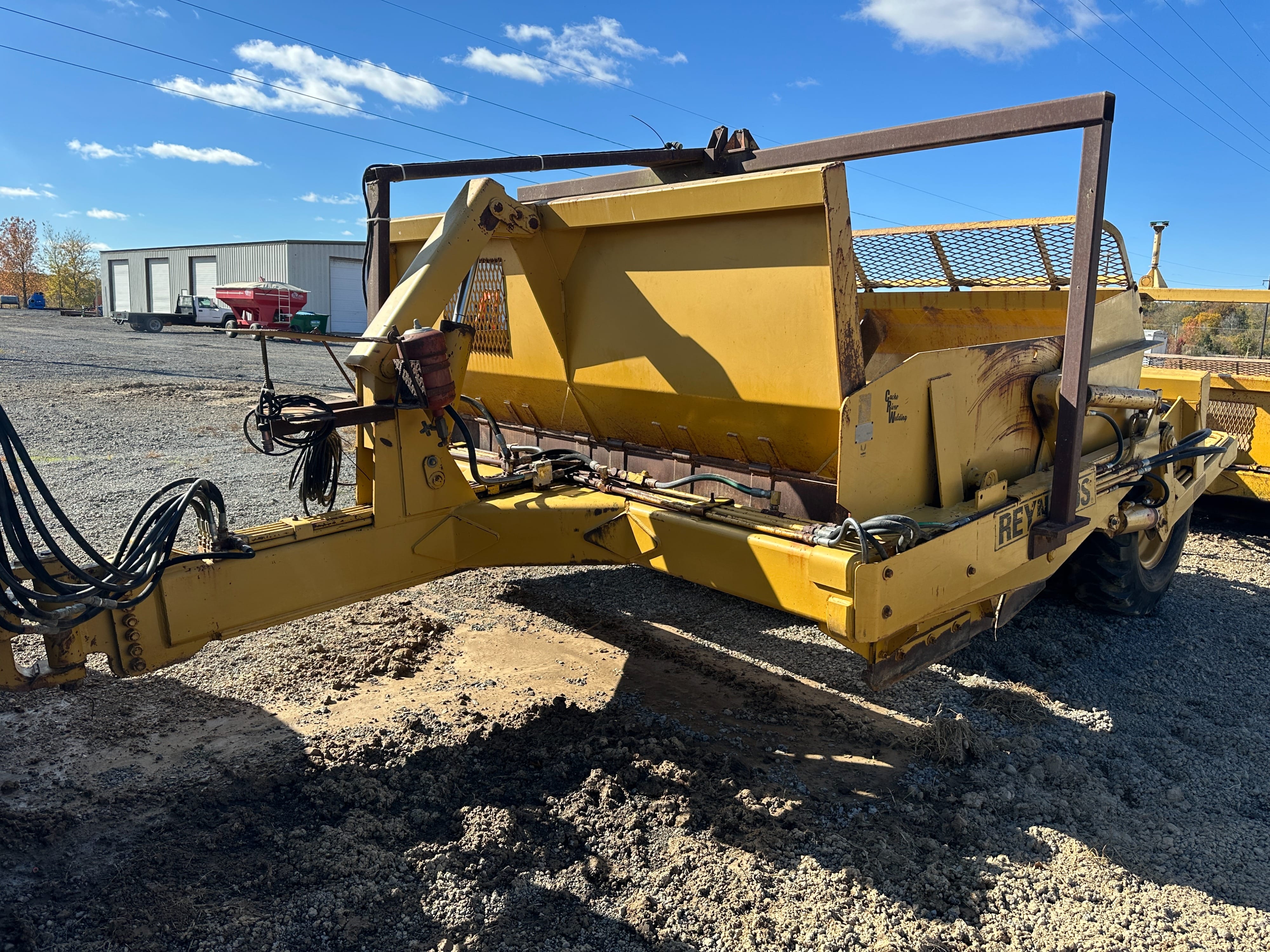 Reynolds 14C Equipment Image0