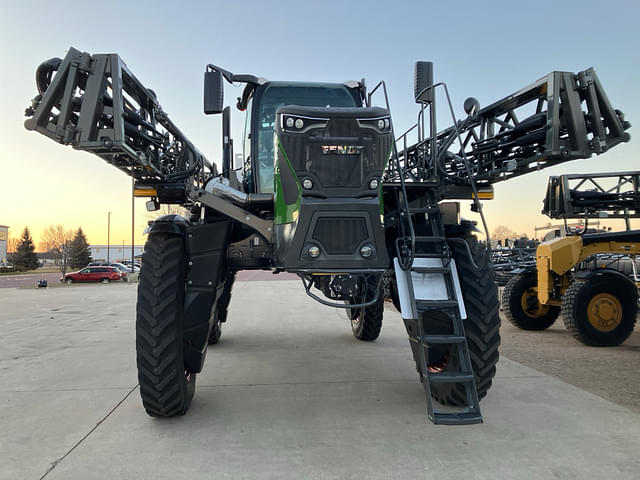 Image of Fendt RoGator 934 equipment image 4