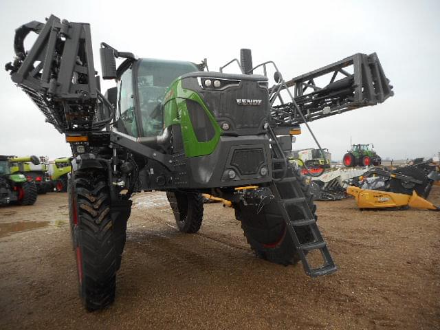 Image of Fendt RoGator 934 equipment image 3