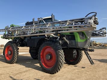 Main image Fendt RoGator 934