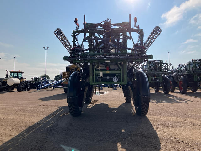 Image of Fendt RoGator 934 equipment image 4