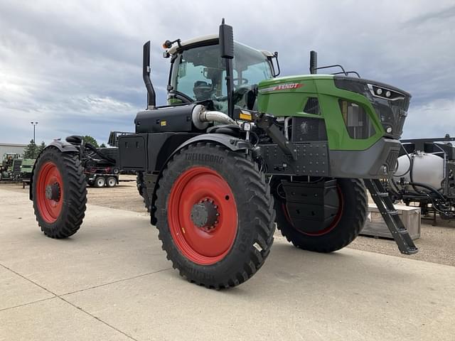 Image of Fendt RoGator 934 equipment image 4