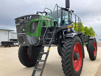 2024 Fendt RoGator 934 Equipment Image0