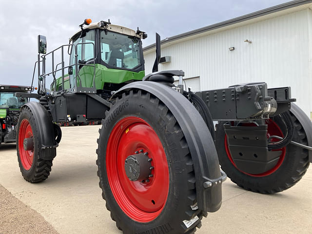 Image of Fendt RoGator 934 equipment image 1