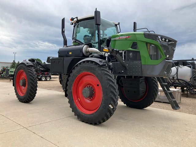 Image of Fendt RoGator 934 equipment image 4