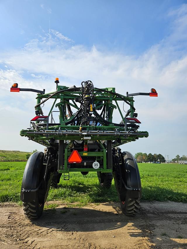 Image of Fendt RoGator 934H equipment image 4