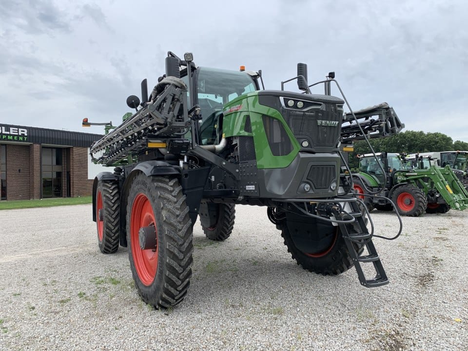 2022 Fendt RoGator 934H Equipment Image0