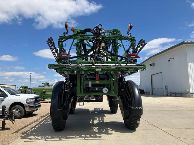 Image of Fendt RoGator 934H equipment image 2