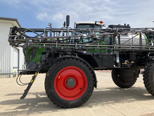 Image of Fendt RoGator 934H equipment image 4