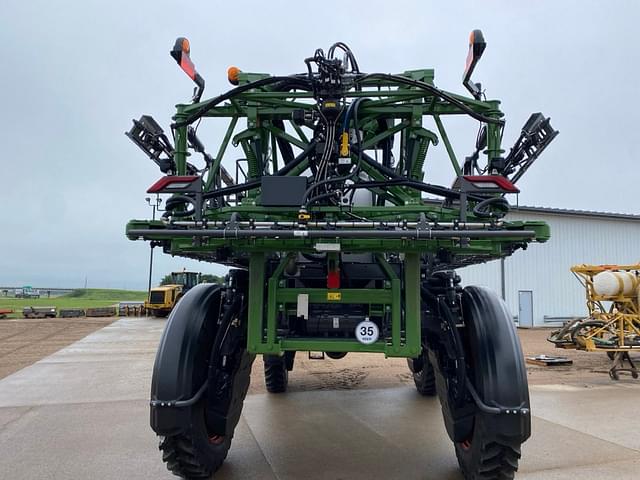 Image of Fendt RoGator 934H equipment image 3