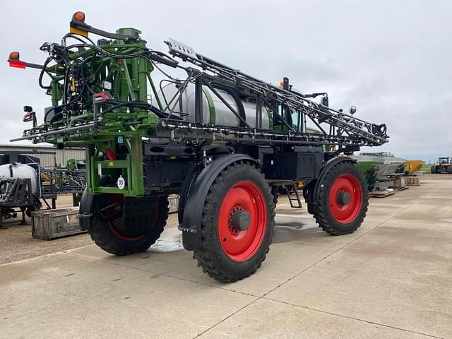 Image of Fendt RoGator 934H equipment image 4