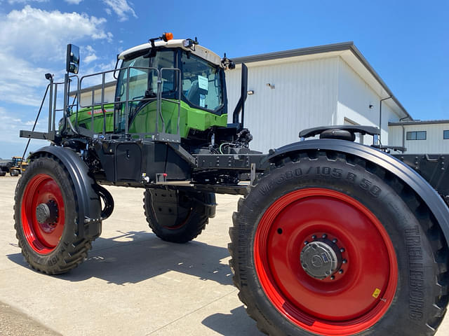 Image of Fendt RoGator 934H equipment image 3