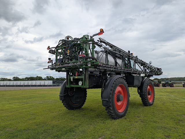 Image of Fendt RoGator 934H equipment image 2