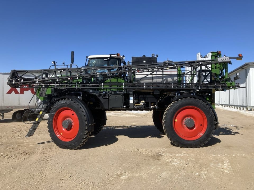 2025 Fendt RoGator 934H Equipment Image0