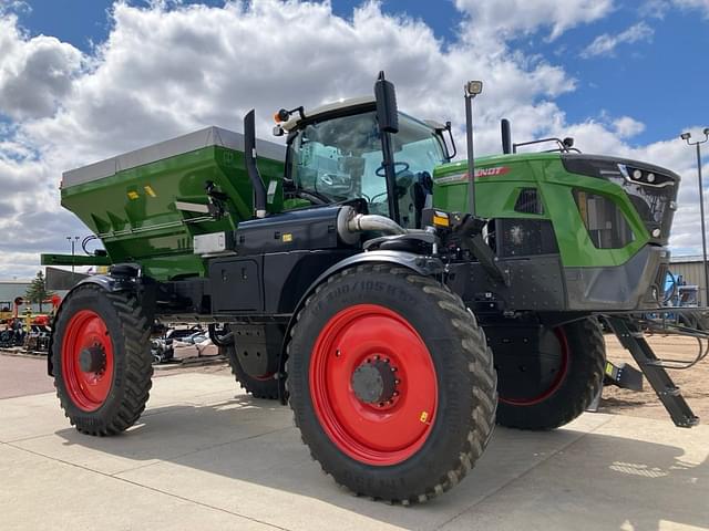 Image of Fendt RoGator 934H equipment image 4