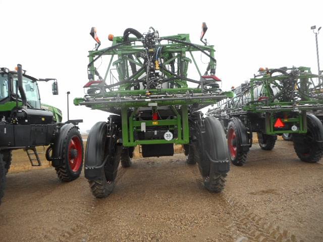 Image of Fendt RoGator 937 equipment image 2