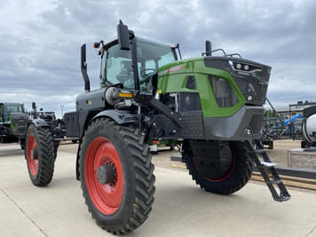 Main image Fendt RoGator 937