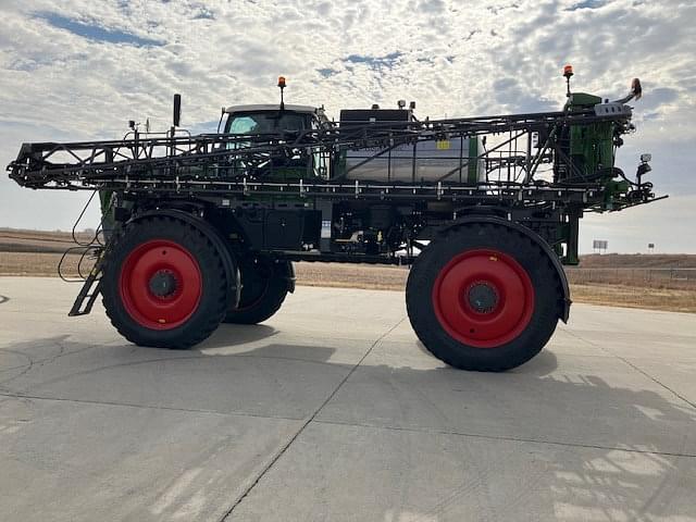 Image of Fendt RoGator 937H equipment image 1