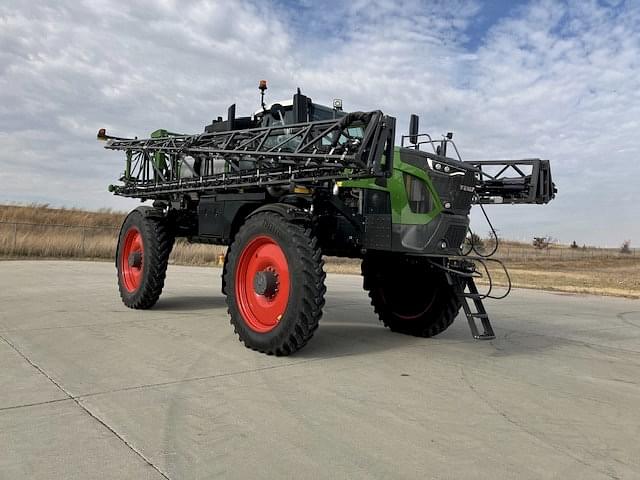 Image of Fendt RoGator 937H equipment image 4