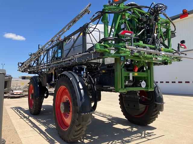 Image of Fendt RoGator 937H equipment image 3