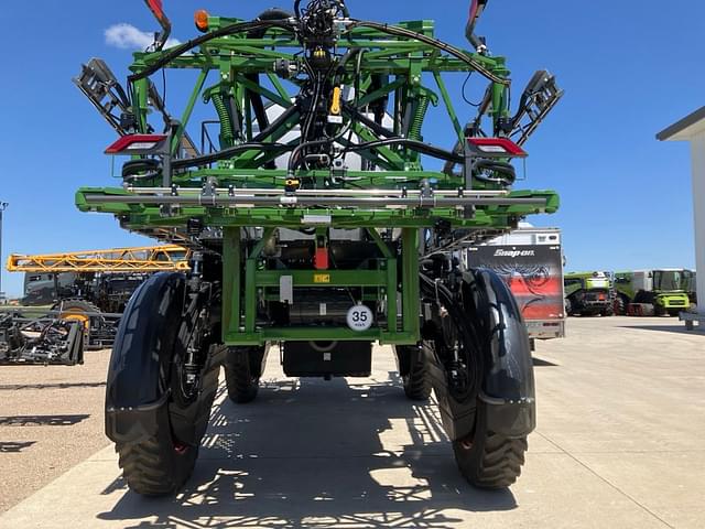 Image of Fendt RoGator 937H equipment image 2