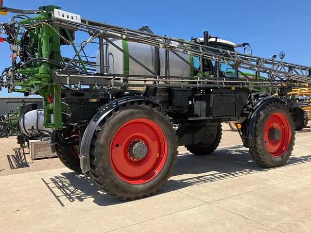 Image of Fendt RoGator 937H equipment image 1