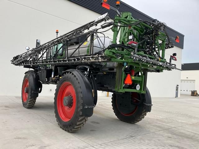 Image of Fendt RoGator 937H equipment image 2