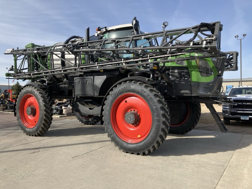 2024 Fendt RoGator 937H Equipment Image0