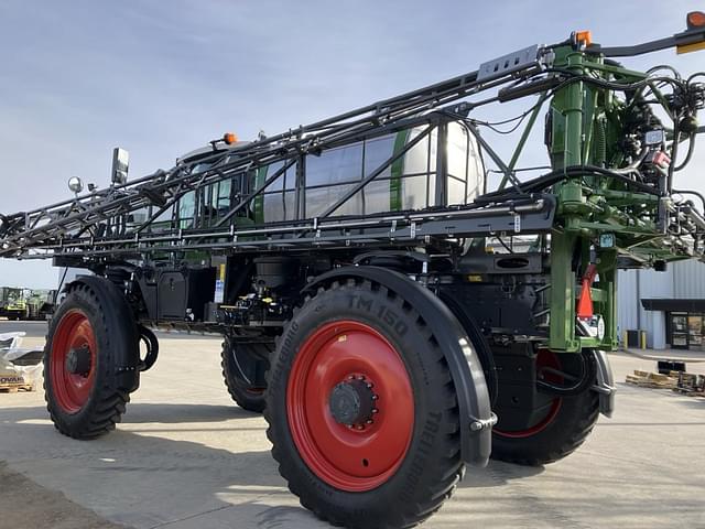 Image of Fendt RoGator 937H equipment image 2